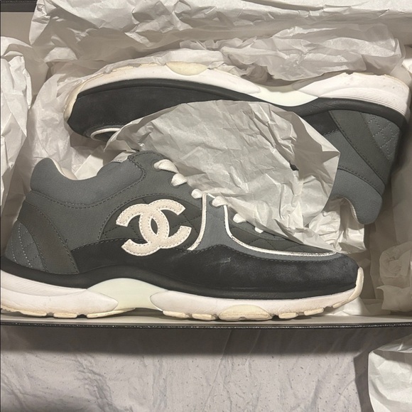 Chanel Sport Runner Grey - Picture 7 of 7